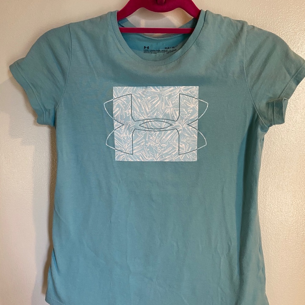 Under Armour girls tee